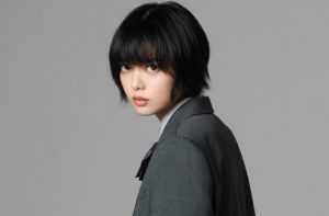 平手友梨奈の旦那は誰(結婚してる)?熱愛彼氏の噂と欅坂46の脱退理由は?